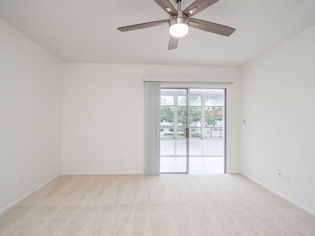 28 Pine Arbor Lane 206, Vero Beach, FL 32962