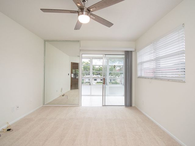 28 Pine Arbor Lane 206, Vero Beach, FL 32962