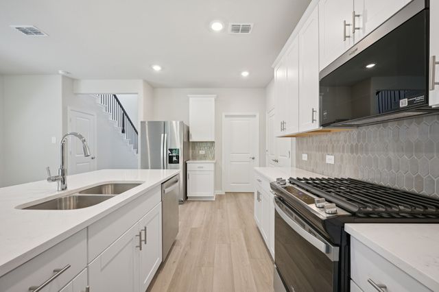 4111 Lavon Drive, Farmersville, TX 75442