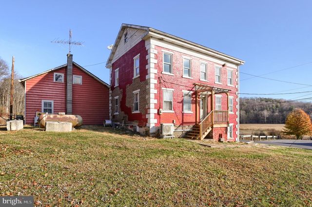 3095 TURKEY VALLEY RD, Mount Pleasant Mills, PA 17853