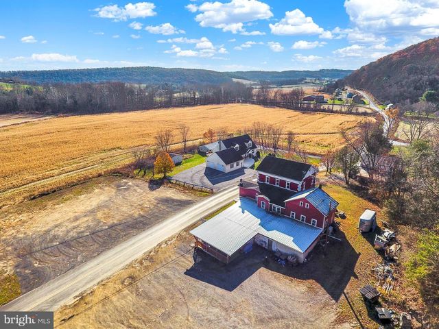 3095 TURKEY VALLEY RD, Mount Pleasant Mills, PA 17853