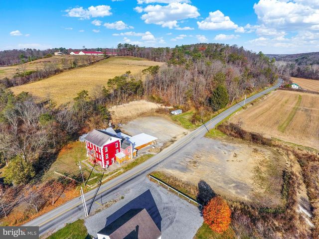 3095 TURKEY VALLEY RD, Mount Pleasant Mills, PA 17853