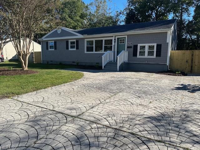 2933 Pinewood DR, Virginia Beach, VA 23452