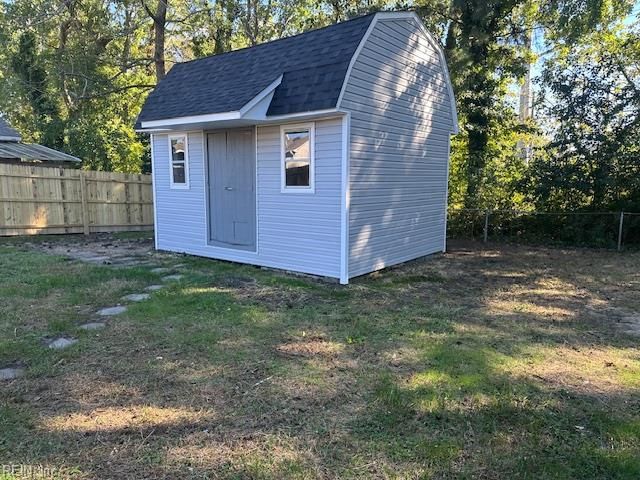 2933 Pinewood DR, Virginia Beach, VA 23452