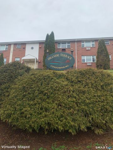 93 Sigwin Drive 93, Wallingford, CT 06492