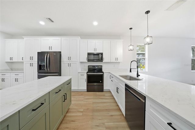 6931 34TH AVENUE E, Palmetto, FL 34221