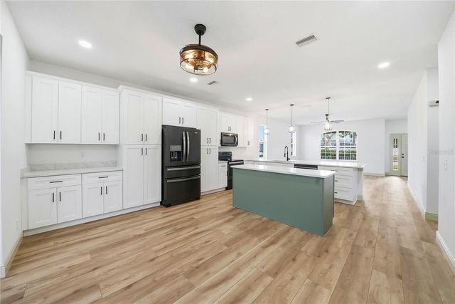 6931 34TH AVENUE E, Palmetto, FL 34221