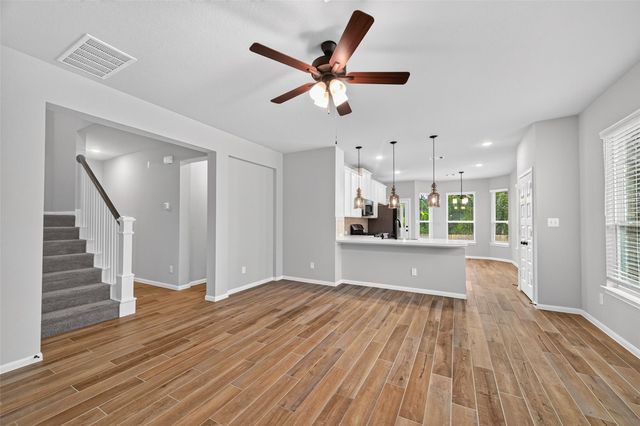 12203 Danza, Willis, TX 77318