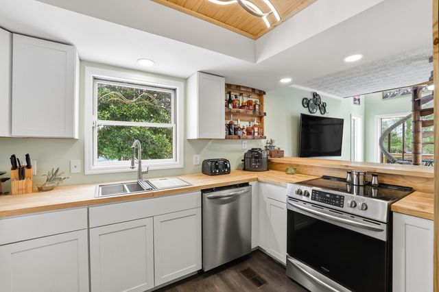 1031 Paradise Camp Road, Harrodsburg, KY 40330