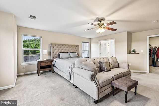 17717 WAYSIDE DR, Dumfries, VA 22026