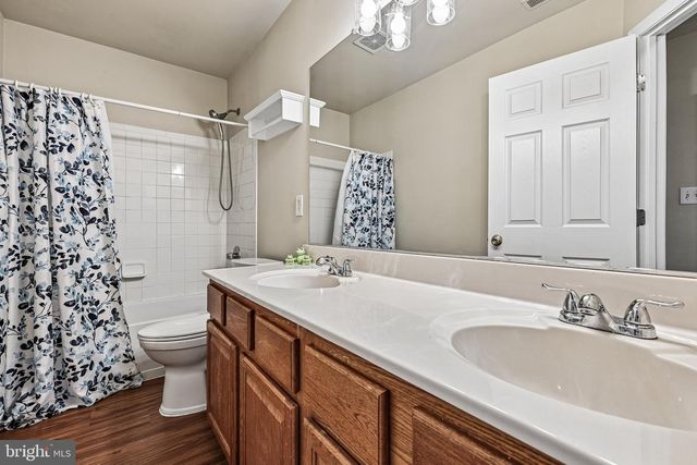 17717 WAYSIDE DR, Dumfries, VA 22026