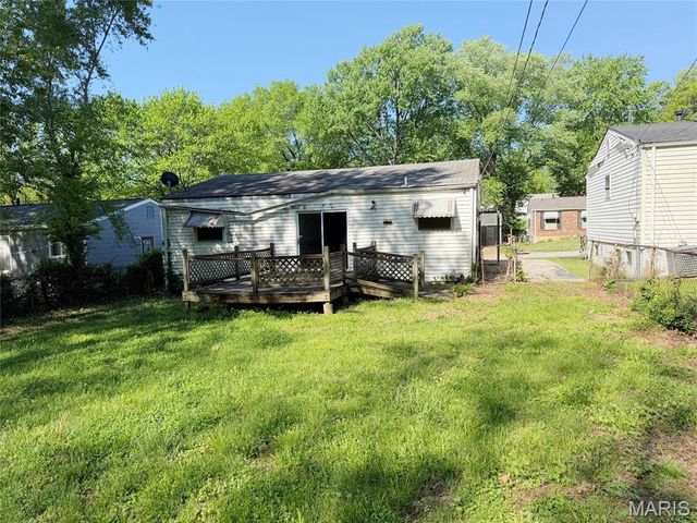 10078 Prince Drive, St Louis, MO 63136