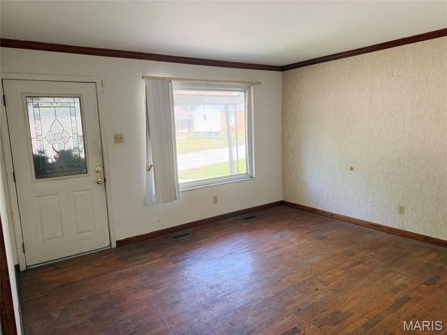 10078 Prince Drive, St Louis, MO 63136