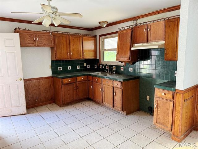 10078 Prince Drive, St Louis, MO 63136