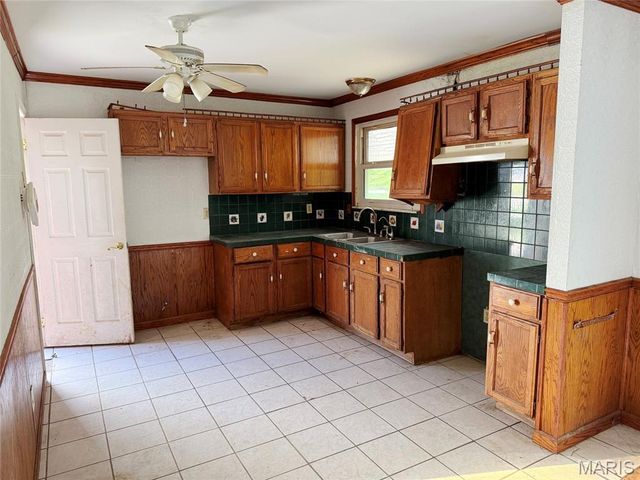10078 Prince Drive, St Louis, MO 63136