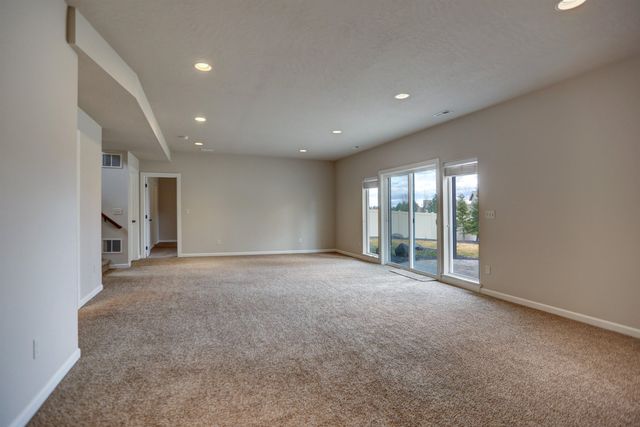 5715 S Copper Ridge Blvd, Spokane, WA 99224