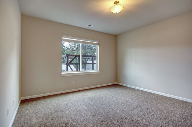 5715 S Copper Ridge Blvd, Spokane, WA 99224