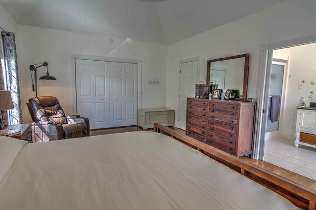 61 Lake Drive, Trenton, GA 30752