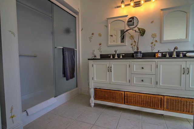 61 Lake Drive, Trenton, GA 30752