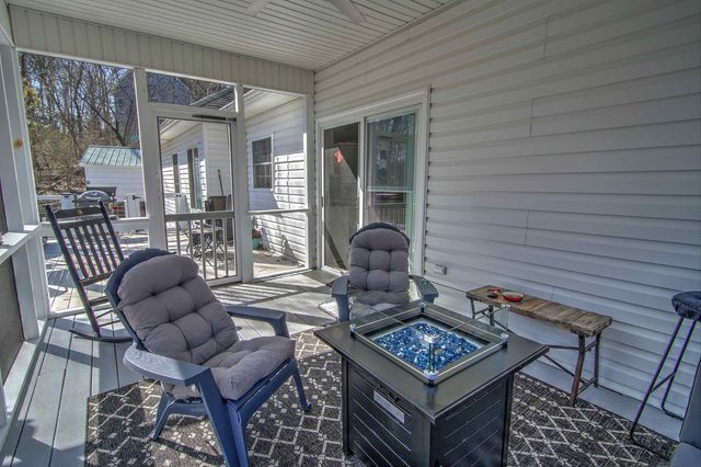 61 Lake Drive, Trenton, GA 30752