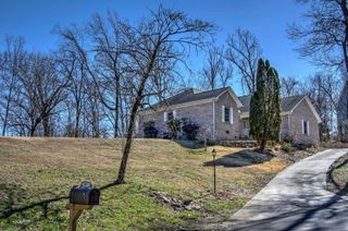 61 Lake Drive, Trenton, GA 30752