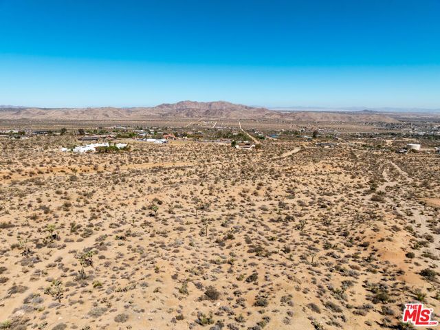 7564 Vista Road, Joshua Tree, CA 92252
