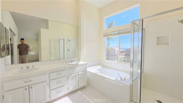 38 Hawk Hill, Mission Viejo, CA 92692