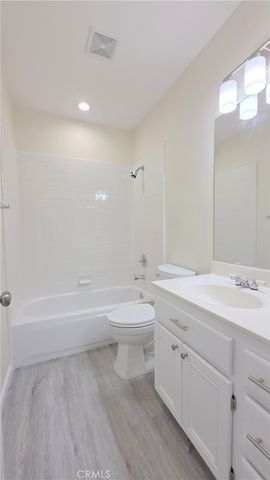 38 Hawk Hill, Mission Viejo, CA 92692