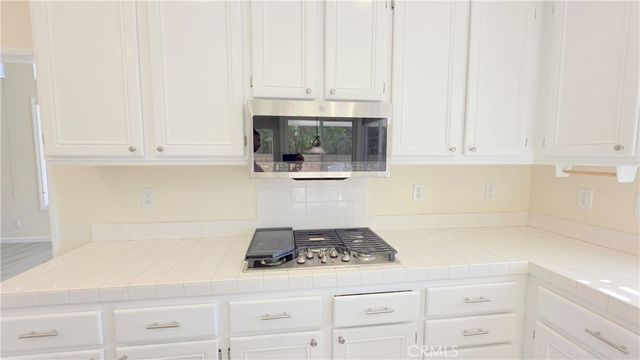 38 Hawk Hill, Mission Viejo, CA 92692