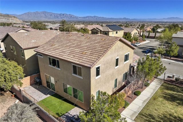 3288 Grayson Lake Court, Las Vegas, NV 89129