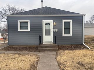 1626 Florence Lane, Davenport, IA 52804