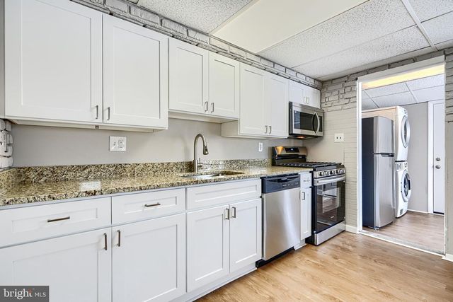 2014 LARKHALL RD, Dundalk, MD 21222