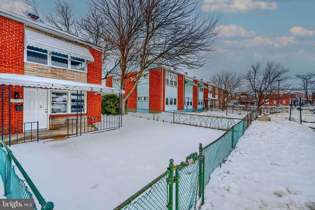 2014 LARKHALL RD, Dundalk, MD 21222