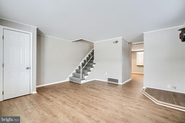 2014 LARKHALL RD, Dundalk, MD 21222