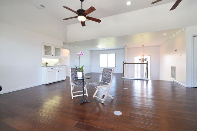 179 April Waters Drive N, Conroe, TX 77356