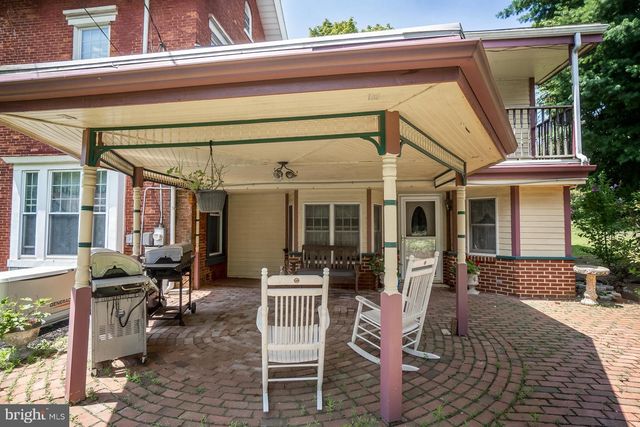 11 E FRONT ST, Jim Thorpe, PA 18229