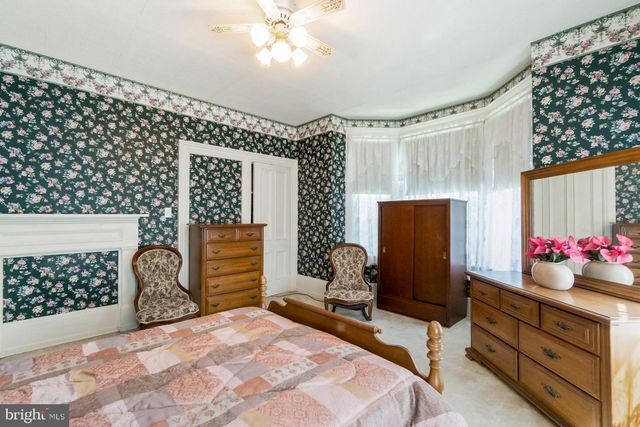 11 E FRONT ST, Jim Thorpe, PA 18229