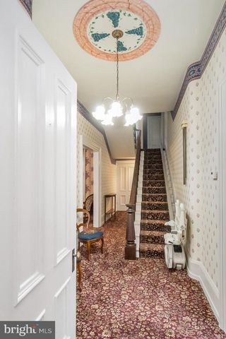 11 E FRONT ST, Jim Thorpe, PA 18229