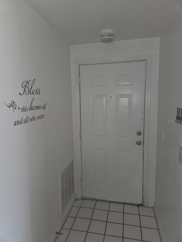 5566 METROWEST BOULEVARD 2-205, Orlando, FL 32811