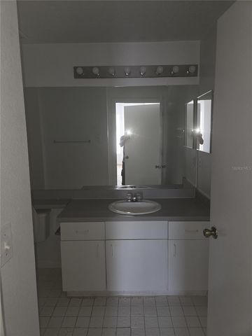 5566 METROWEST BOULEVARD 2-205, Orlando, FL 32811