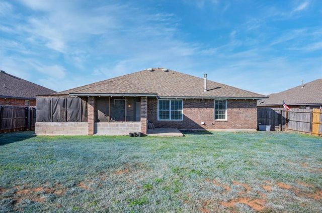 11300 NW 100th Street, Yukon, OK 73099