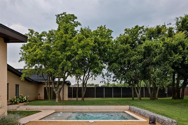 559 SW Pedras Circle, Newcastle, OK 73065