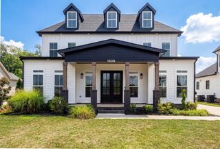 1506 Shalom St, Murfreesboro, TN 37128