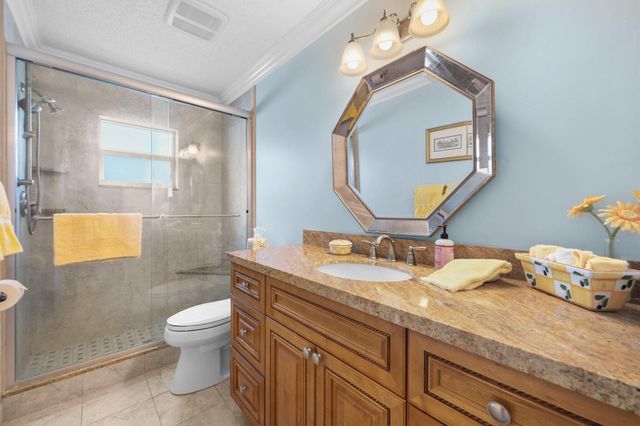 2114 SW 13th Place, Boynton Beach, FL 33426
