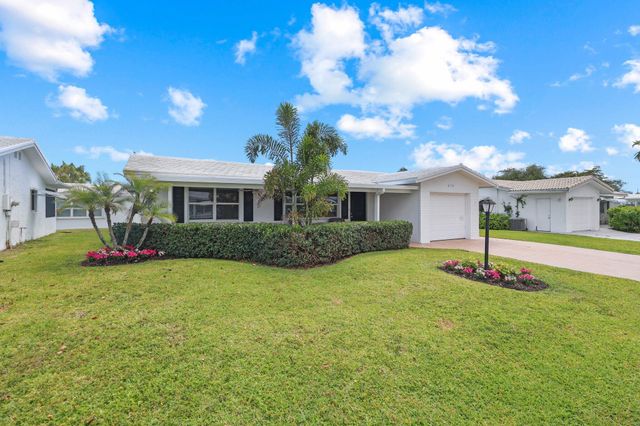 2114 SW 13th Place, Boynton Beach, FL 33426