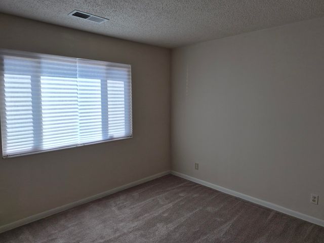 3601 33rd Circle SE, Rio Rancho, NM 87124