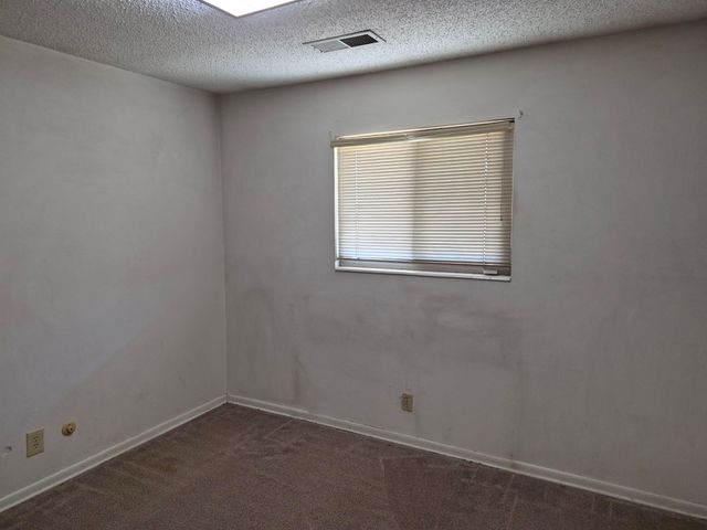 3601 33rd Circle SE, Rio Rancho, NM 87124