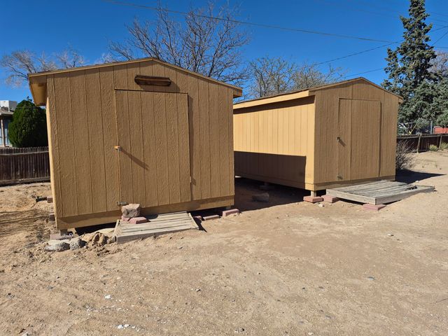 3601 33rd Circle SE, Rio Rancho, NM 87124