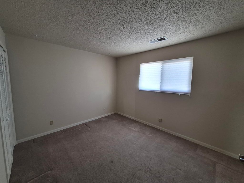 Image 20 of property listing at 3601 33rd Circle SE, Rio Rancho, NM 87124