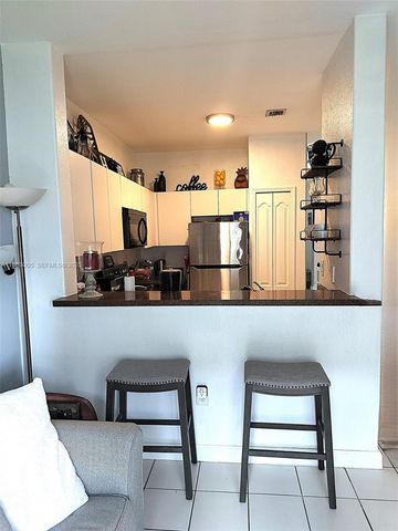 2755 SE 16th Avenue 100, Homestead, FL 33035